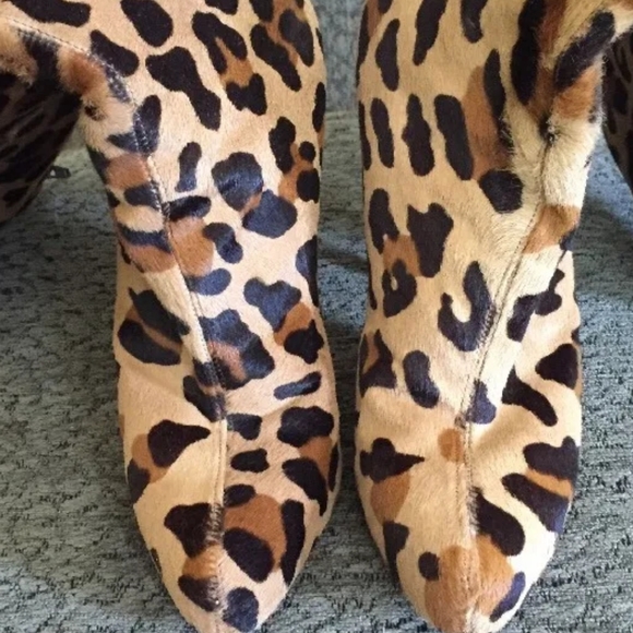 Christian Louboutin boots - Picture 9 of 9